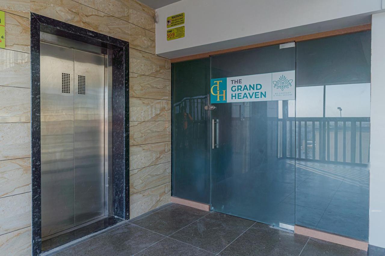 Hotel The Grand Heaven Gandhinagar Exterior photo